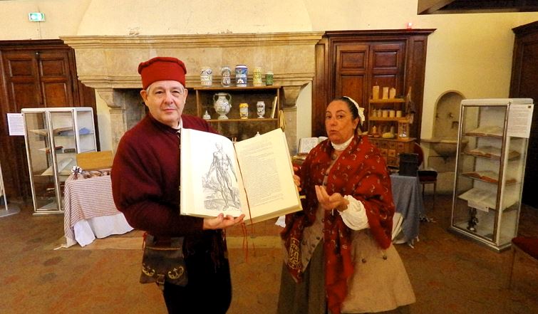 Présentation du facsimile de la Fabrica d'André Vésale à Beaune