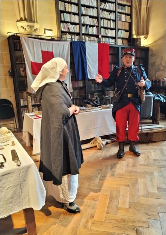 Présentation du service de santé 14-18 à l'abbaye de Royaumont