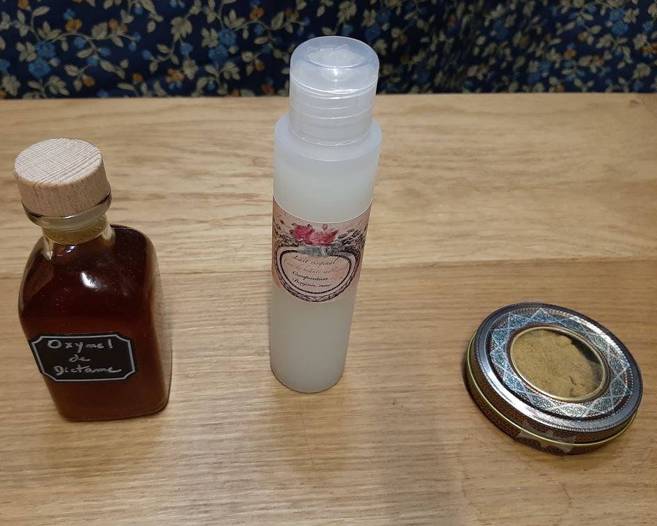 Préparations d'après des recettes d'époque par le Labo de Cléopatre